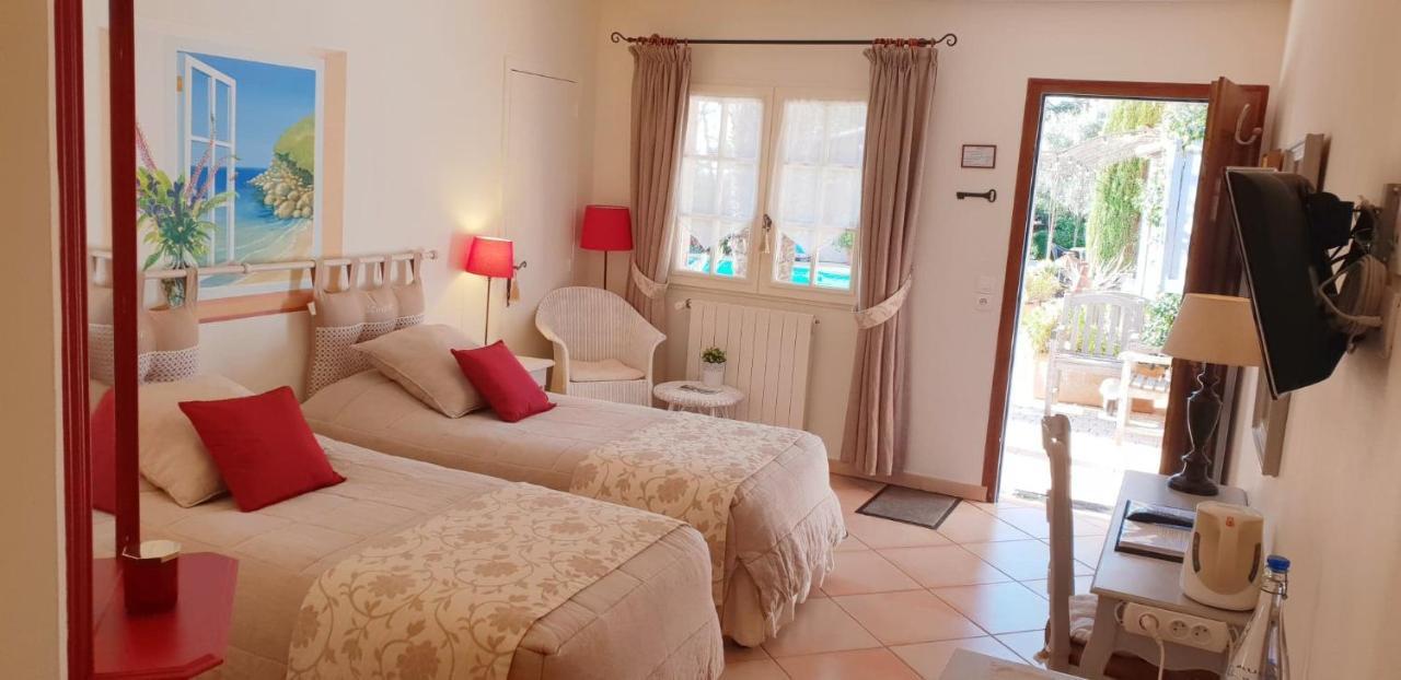 Le Mas Des Cigales Tourrettes-sur-Loup Exterior foto